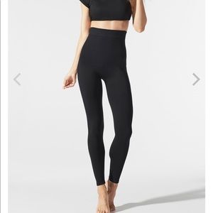 Blanqi postpartum legging